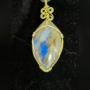 Labradorite Pendant